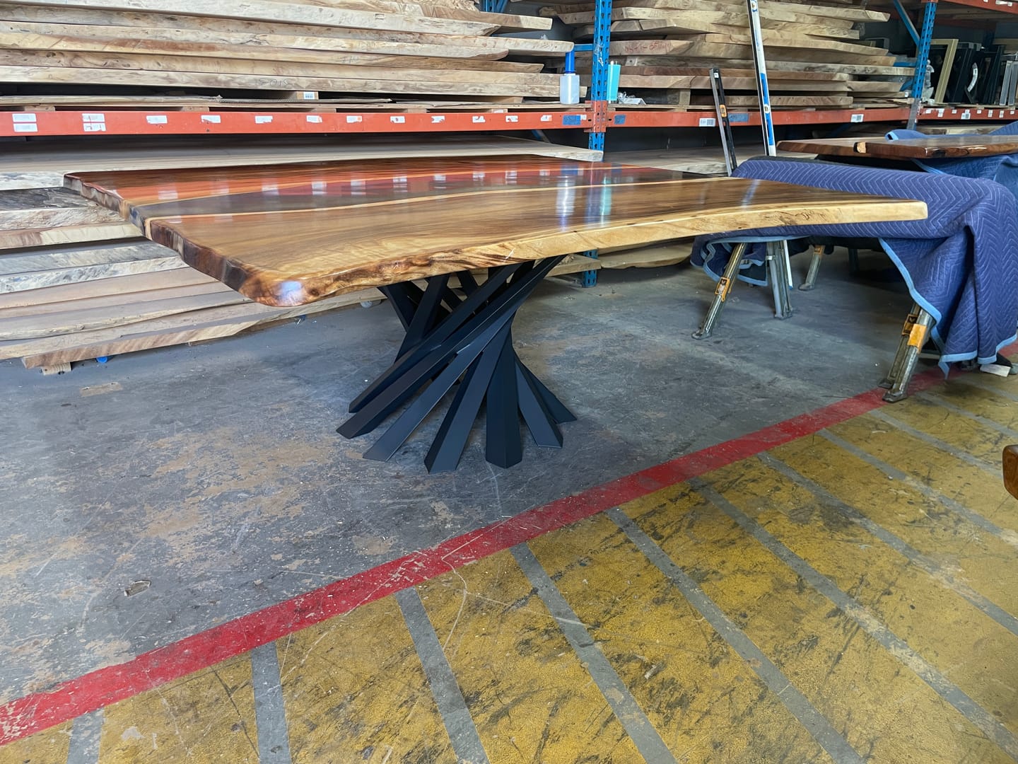 Customer photo review of Table Base 325 Filar 28H DIY Metal Furniture