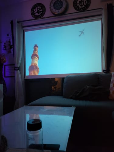 Customer photo review of MovieHub™ Ultra HD Gaming Bundle