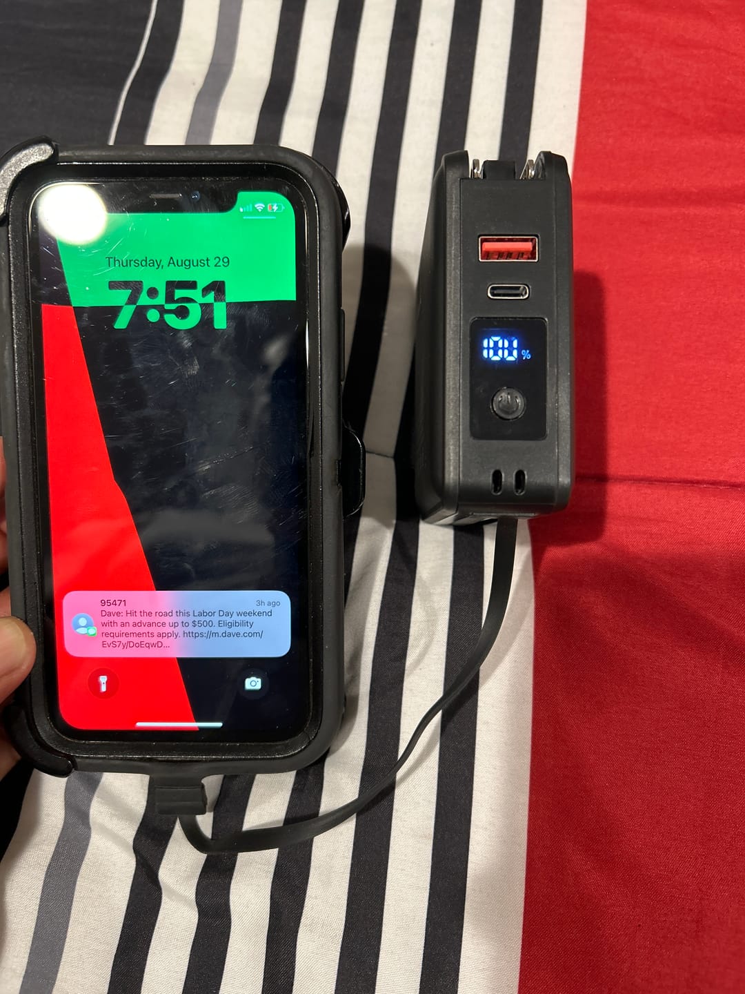 Customer photo review of 4 in 1 Wireless Power Bank Charger