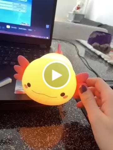 Customer video review of MeWaii® Squishy Silicone Tap Tap Night Light 2025 - Best Gift For Girls and Kids