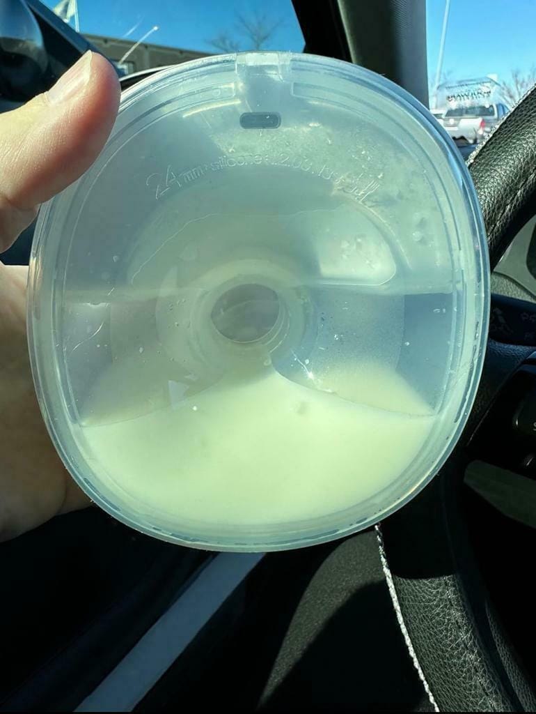 Customer photo review of All-in-one S32 PRO2 Wireless Breast Pump