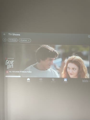 Customer photo review of MovieHub™ Ultra HD Projector + FREE Projector Screen