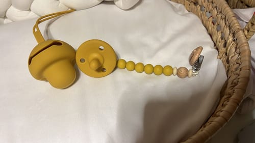 Customer photo review of Guardachupete + Chupete + Chupetero Spring Nenina & Co