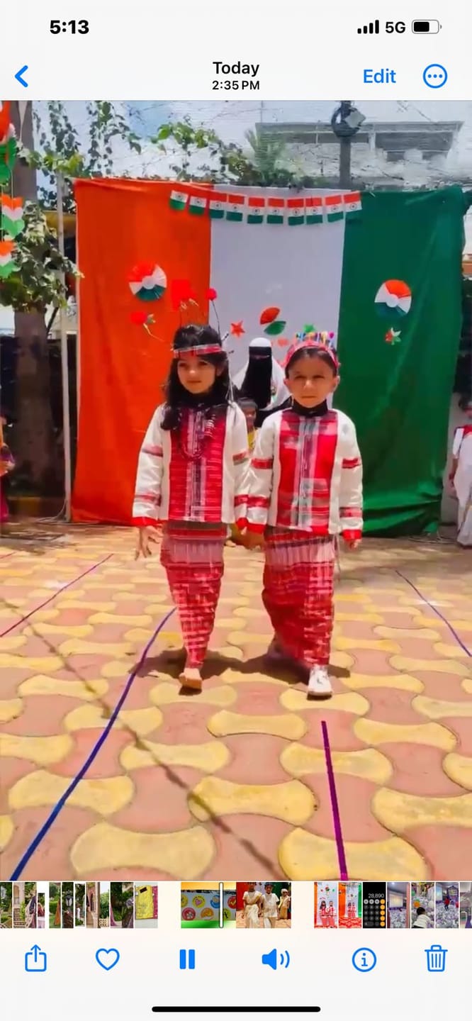 Customer photo review of FancyDressWale Mizoram state costume for kids, Regional state Fancy dress for kids