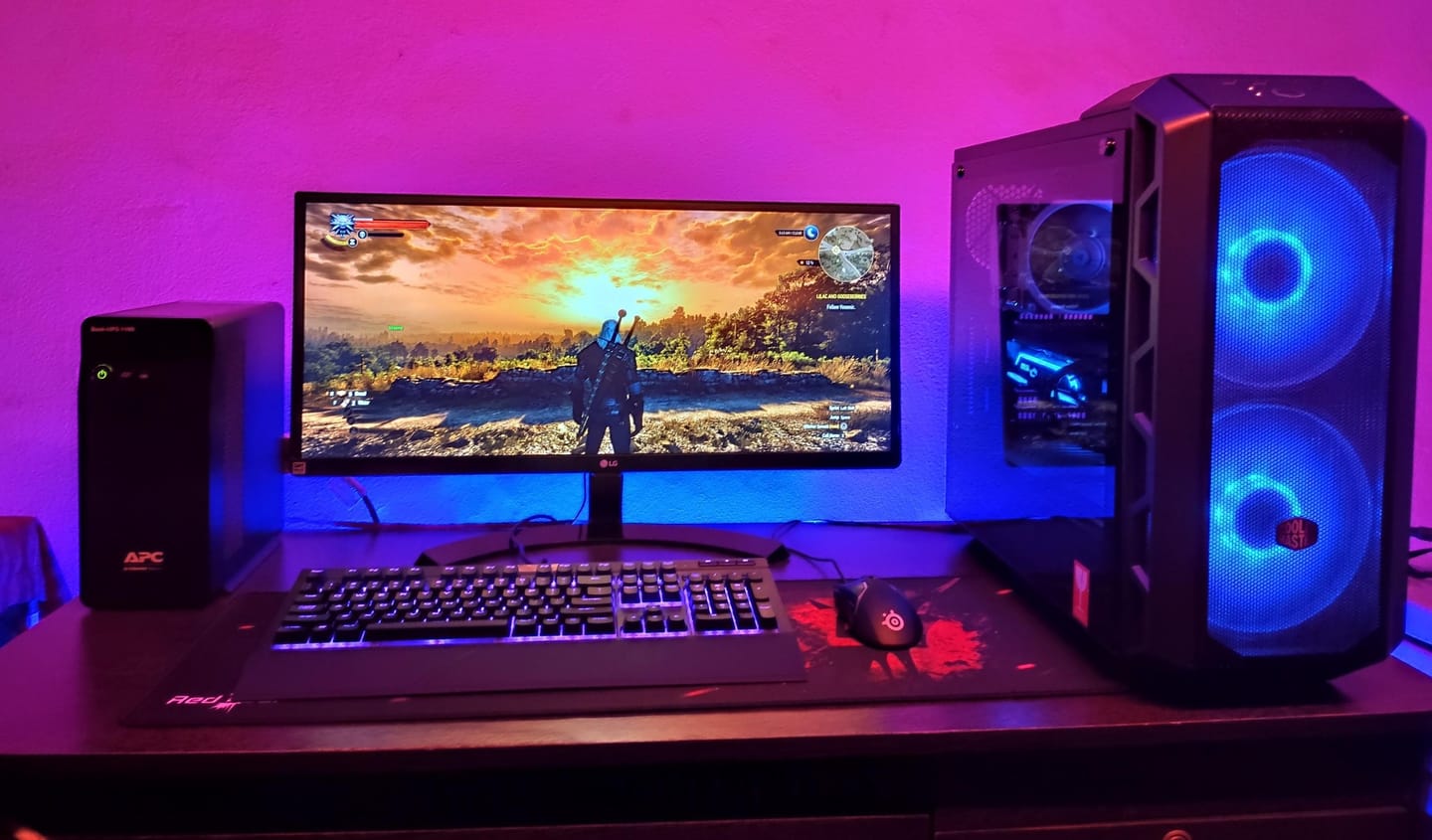 Customer photo review of ScreenON - Extreme - Limited Edition - Ryzen 9 5950X - 2TB NVMe SSD + 3TB HDD - RTX 4090 - GamePC.L106 - WiFi