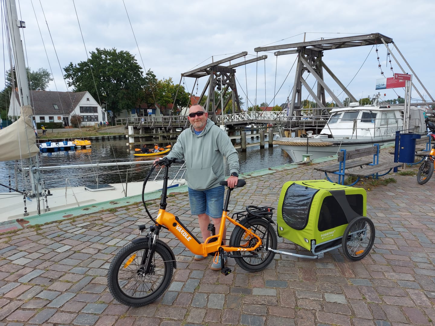 Customer photo review of Vakole VT4 250W 20" Foldable Electric Bike 13Ah Step-through E-bike