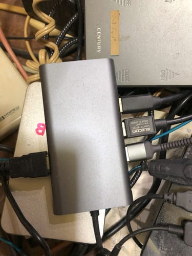 Customer photo review of 10-in-1アルミニウム合金USBハブスプリッター