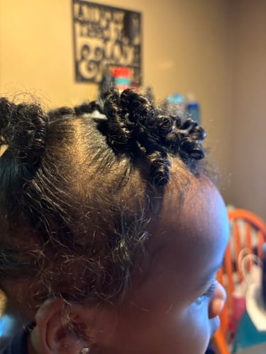 Customer photo review of Rosemary Hibiscus Curl Defining Gel 8 oz.