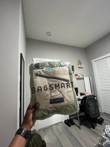 Customer photo review of Vega 23L Featherlight Tote Bag