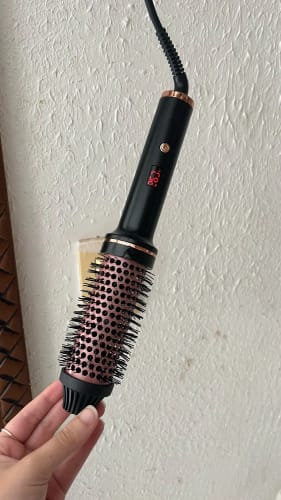 Customer photo review of HotCurve™ | DIE Virale Stylingbürste