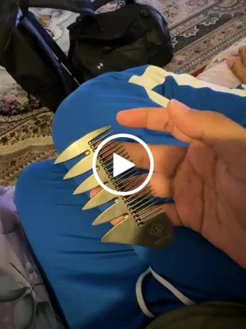 Customer video review of The Shuriken Comb by Ubersuave (Metal)