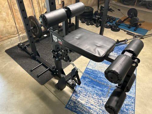 Customer photo review of Major Fitness Rack Mounted Leg Extension