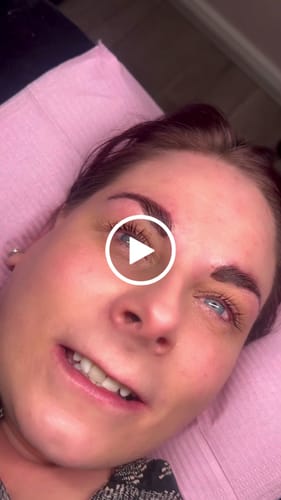 Customer video review of BOO- Professional Lash Kit