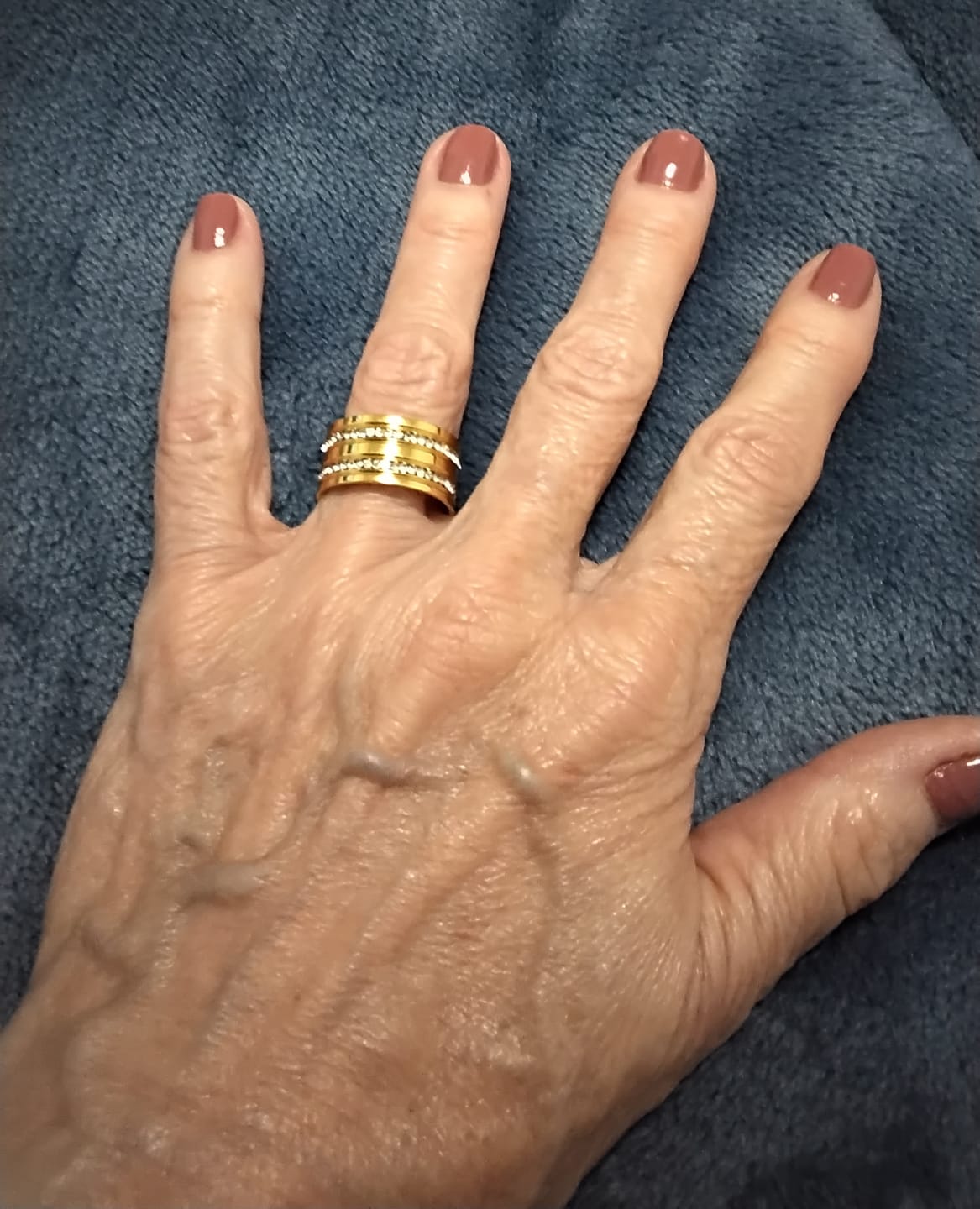 Customer photo review of Anel Caviar Stack Banhado em Ouro 18K