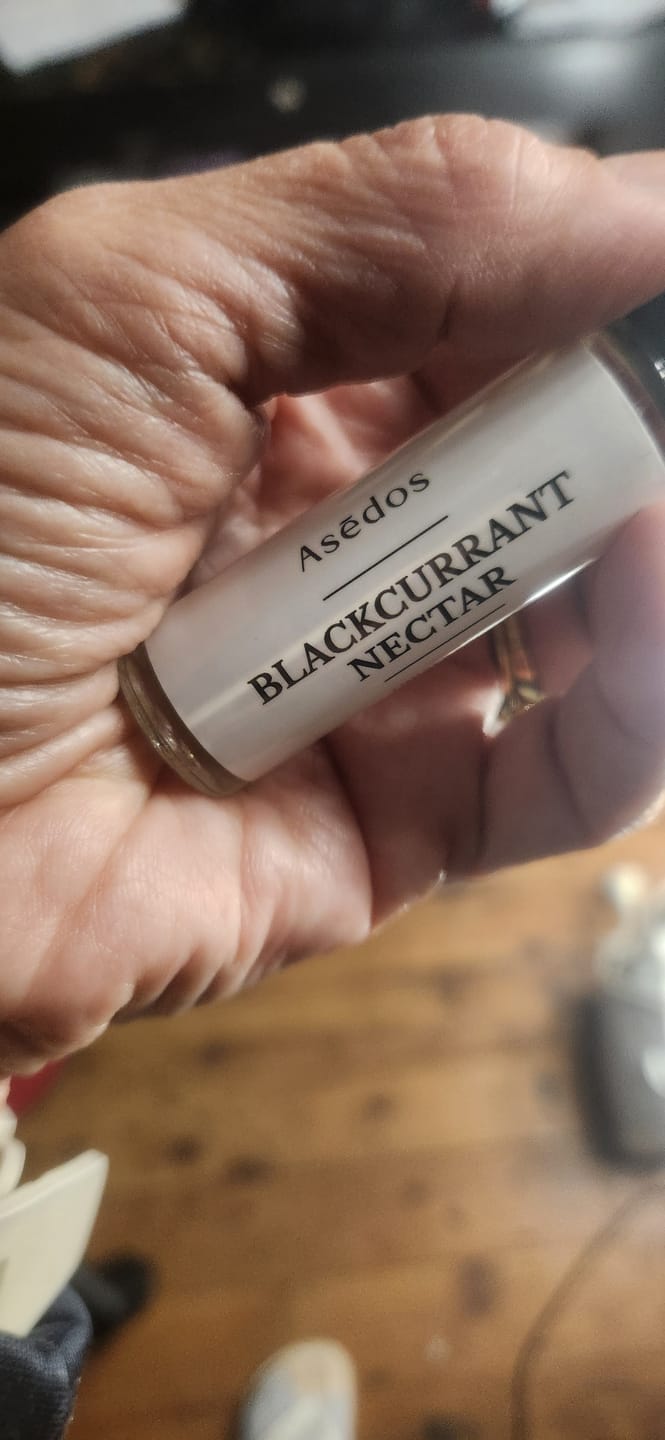 Customer photo review of BLACKCURRANT NECTAR PERFUME OIL