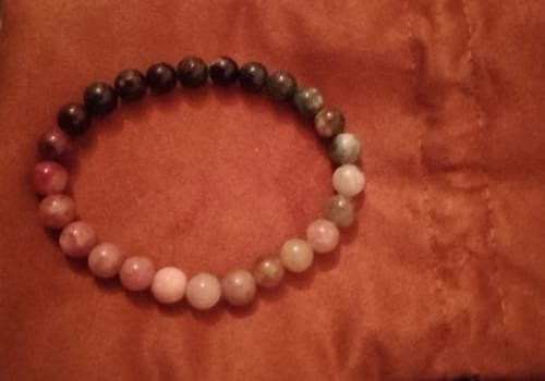Customer photo review of Pulsera Turmalina Multicolor (8 mm)