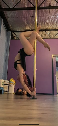 Customer photo review of Free Flow Skort - High Waist Bottoms Crystal Black