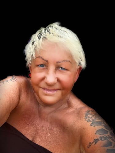 Customer photo review of Rosalique 3 in 1 Anti-Redness Miracle Formula SPF50