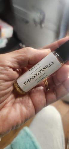 Customer photo review of TOBACCO VANILLA PERFUME OIL