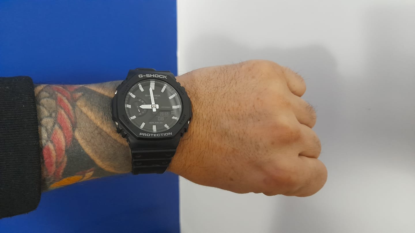 Customer photo review of Reloj Casio G-Shock Royal Oak "Casioak" GA-2100-1ADR Carbon Core Negro