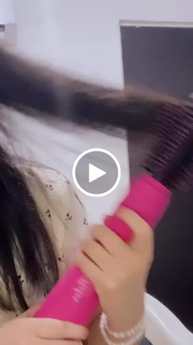 Customer video review of Cepillo Alisador y Moldeador 5 en 1 Diana Fletes