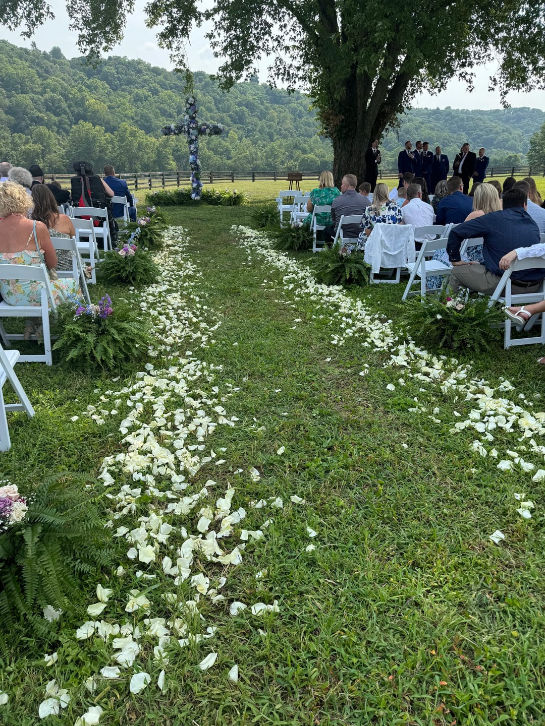 Customer photo review of White Rose Petals