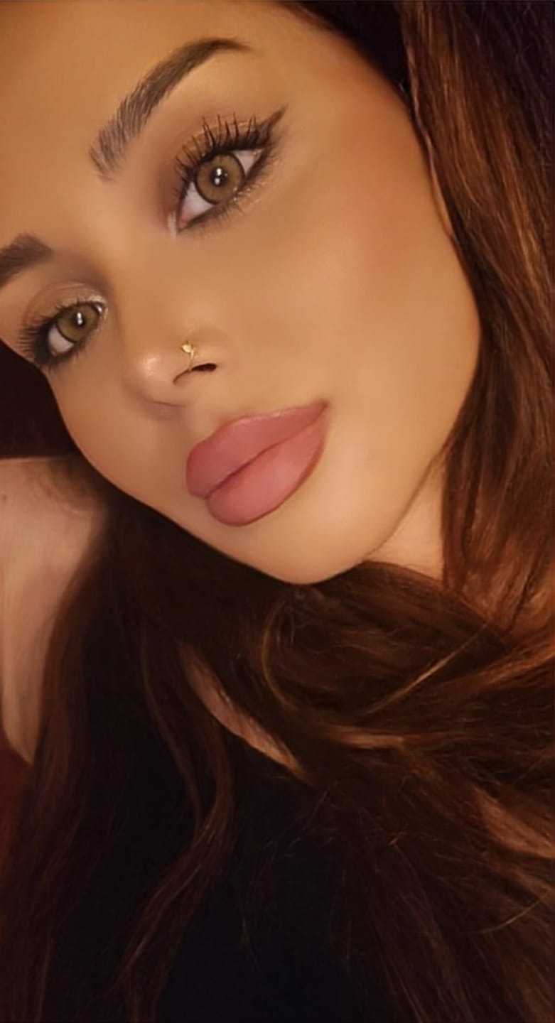 Customer photo review of BELLE | OLIVE BROWN