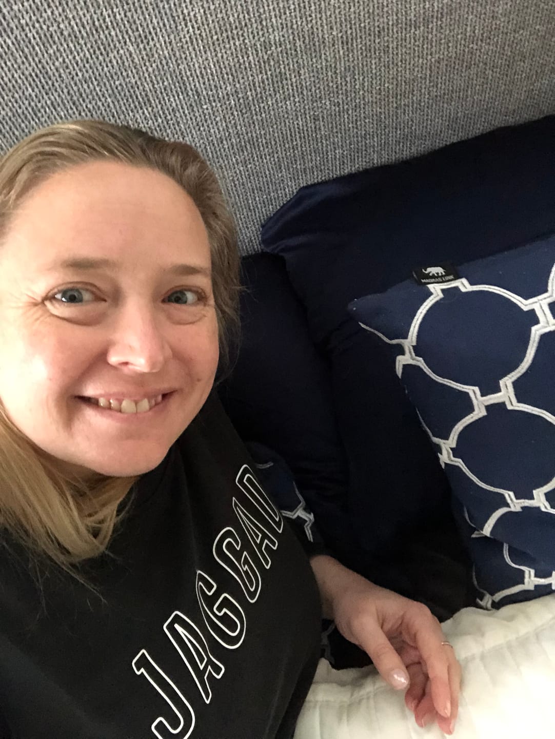 Customer photo review of Muscle Mat Easy-Make Luxury Bed Sheet Set