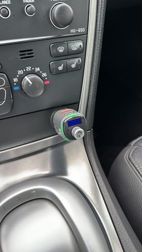 Customer photo review of Wegman Bluetooth FM Transmitter - Bluetooth carkit - Zilver