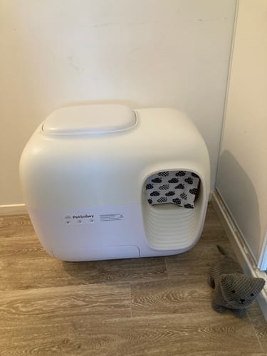 Customer photo review of Self-Cleaning Litter Box