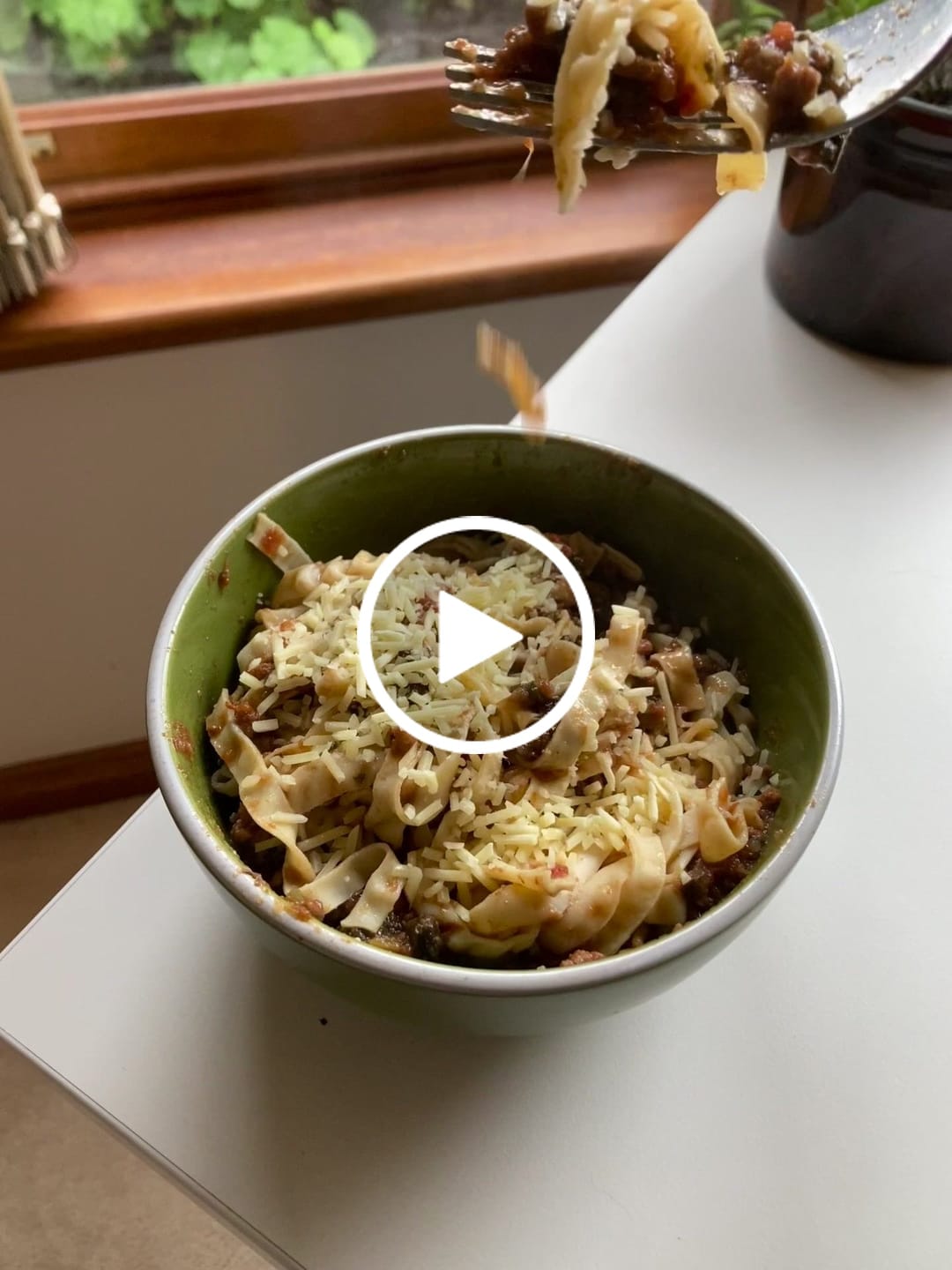 Customer video review of COMBO BUNDLE DEAL- 5 x Qetoe Organic Low Carb Fettuccine Pack & 5 X Qetoe Organic Low Carb Spaghetti Pack