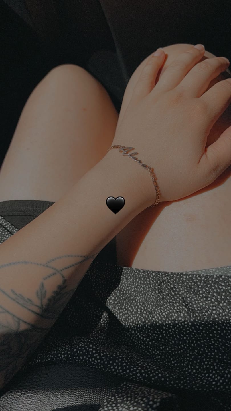 Customer photo review of Namensarmband | 18K vergoldet