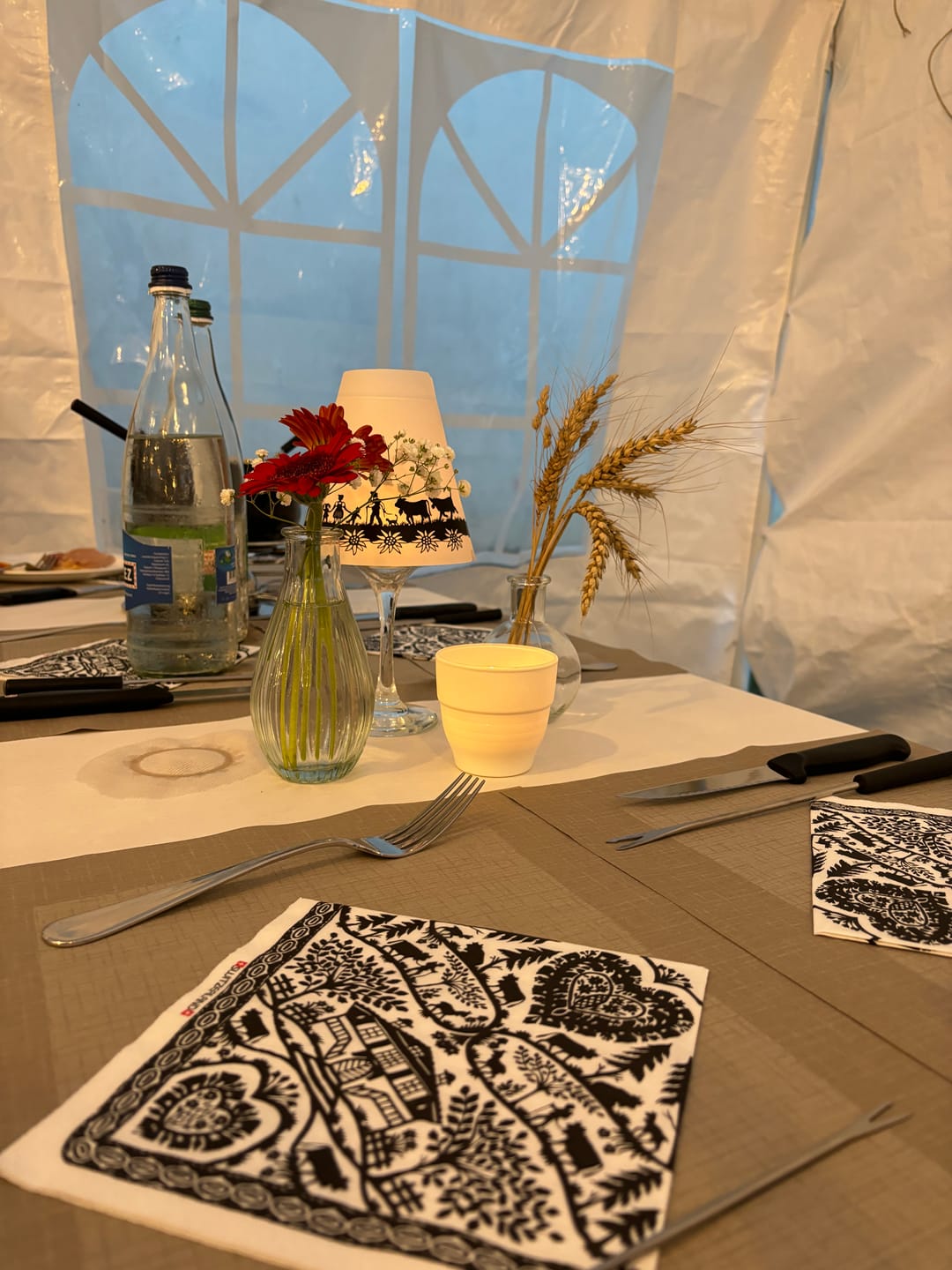 Customer photo review of Serviettes papier – Poya