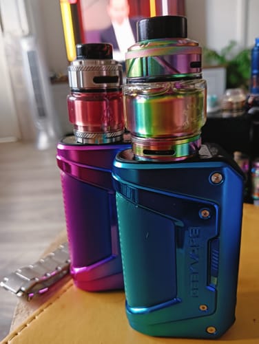 Customer photo review of GeekVape Aegis Legend 2 (L200) Mod