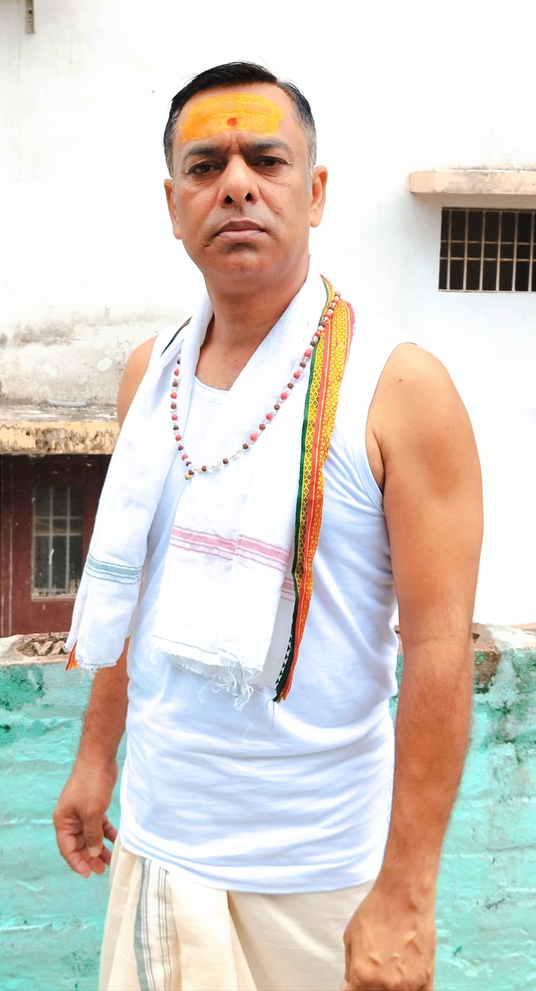 Customer photo review of Kings RNBS - 100% Cotton White Vest For Mens Combo (Pack of 2) | Uathayam