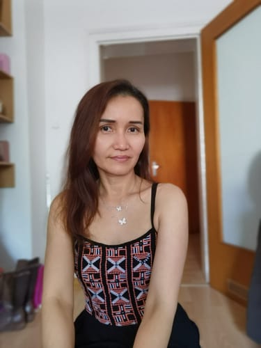 Customer photo review of Butterfly Duo Halskette