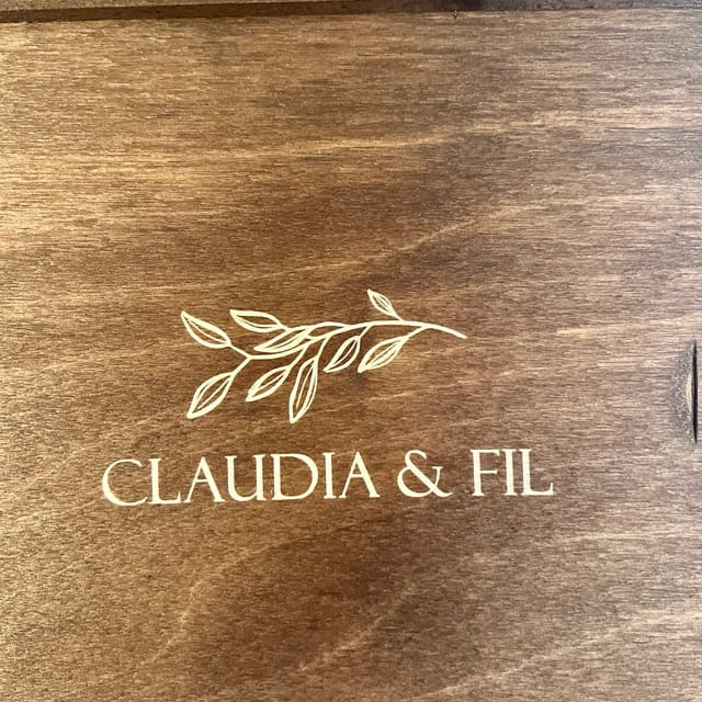Customer photo review of 4 x 6 sliding lid photo box + compartment