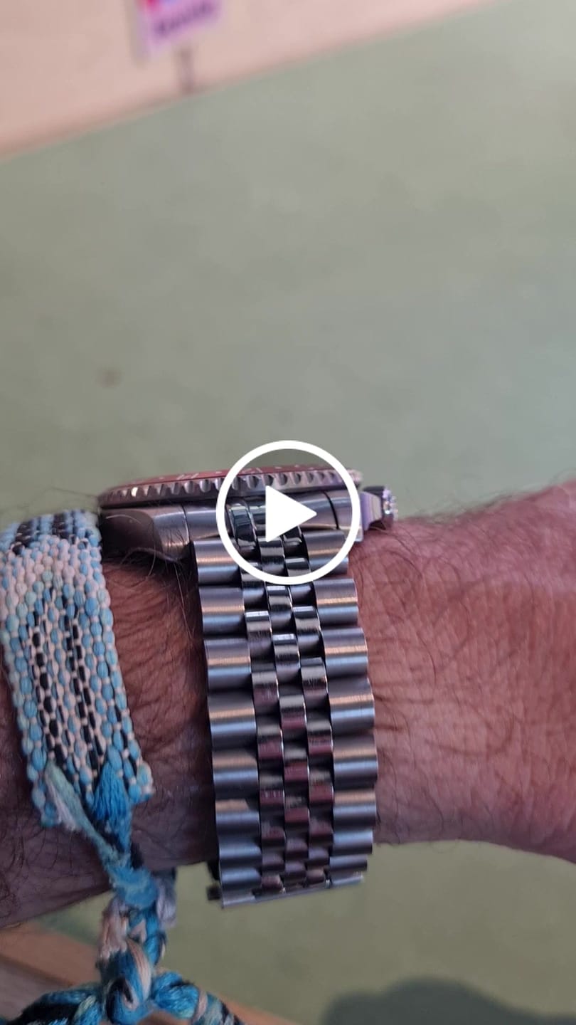 Customer video review of ADMIRAL GMT - 200M Waterproof Titanium Automatic Diver Watch | Black