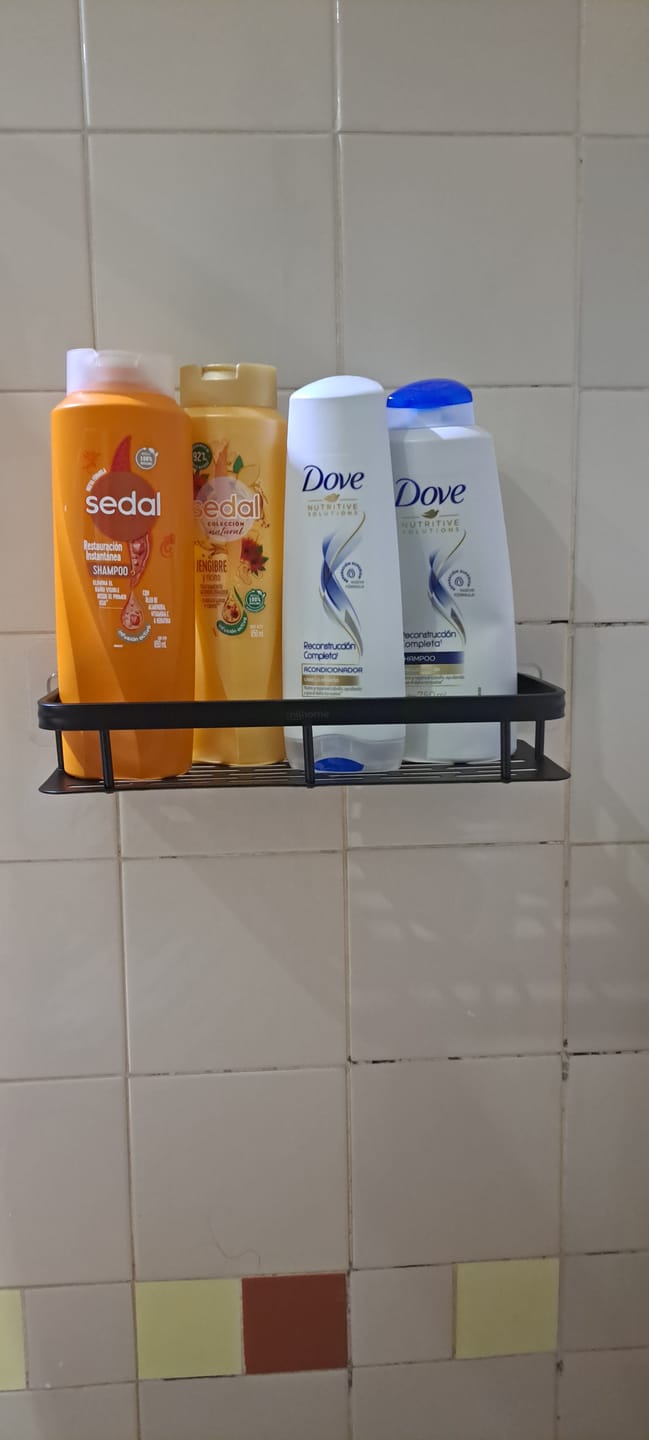 Customer photo review of Estante Organizador Winsen de Aluminio Milhome