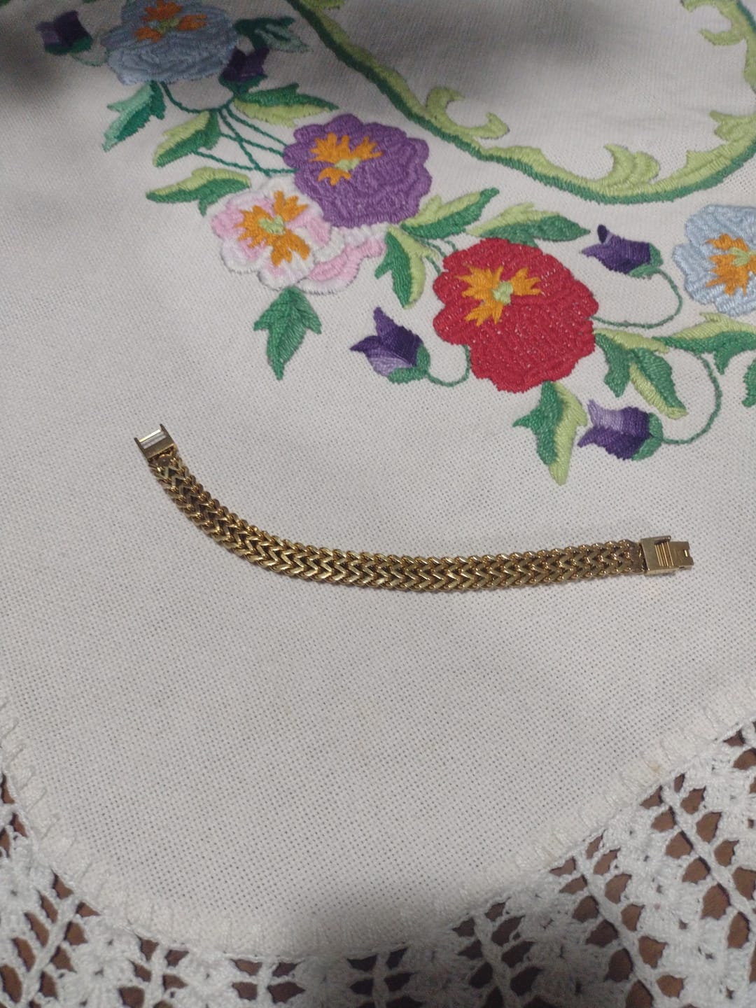 Customer photo review of Pulseira Link Banhado em Ouro 18k