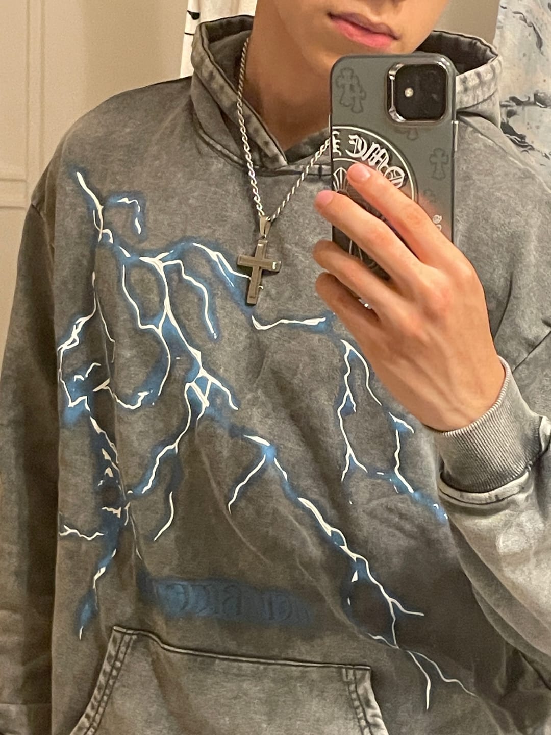 Customer photo review of Aelfric Eden Lightning Graphic Hoodie