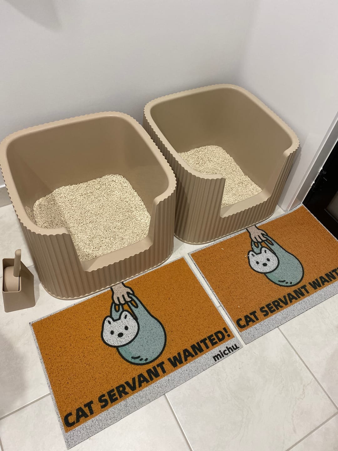 Customer photo review of Michu XXL BoBa Deluxe Cat Litter Box - Spacious Design