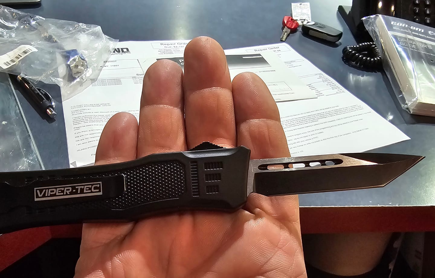 Customer photo review of Small Black Phantom D/A OTF (Multiple Blade Styles Available)