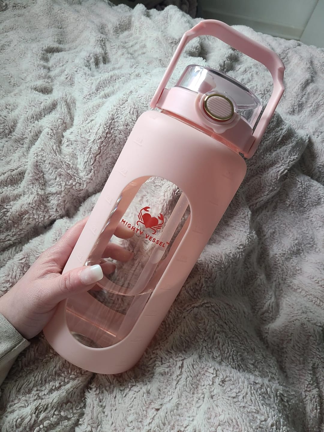 Customer photo review of MIGHTY VESSEL™ SHATTER-RESISTANT GLASS WATER BOTTLE | 64 OZ