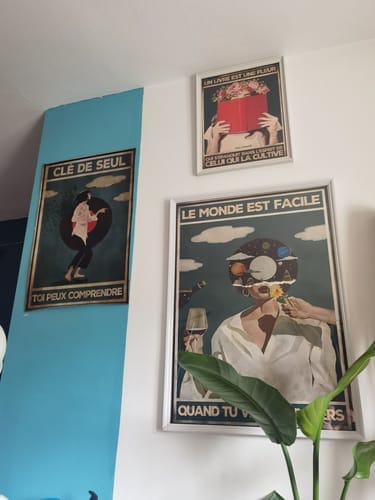 Customer photo review of Le monde est facile quand tu vises l'univers