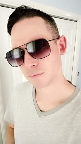 Customer photo review of Barton Perreira - 007 Royale (James Bond)