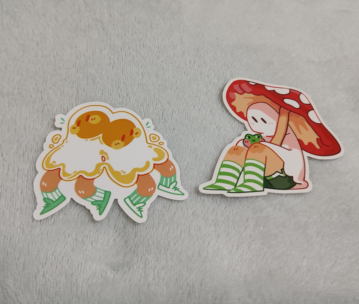 Customer photo review of Cute Ghost Stickers! : V6