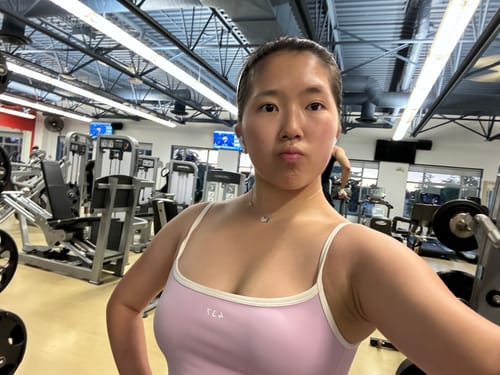 Customer photo review of The Shorts Onesie / Parfait-Crème