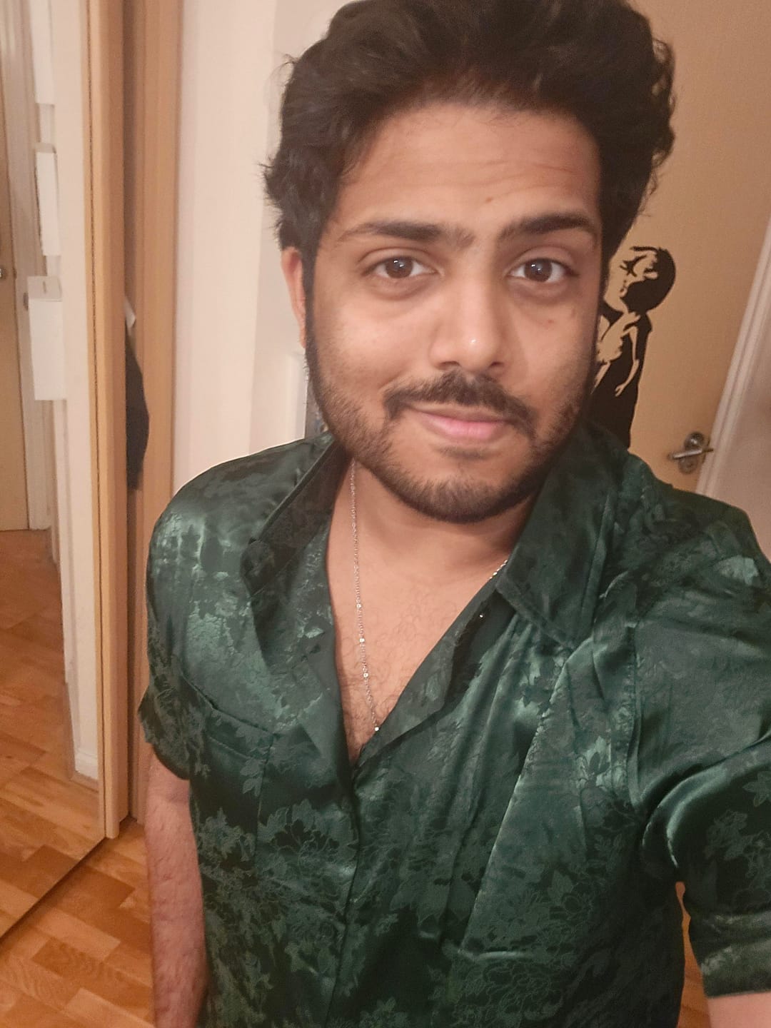 Customer photo review of Men's Jacquard Pocket Silk Satin Floral Short Sleeve Shirt