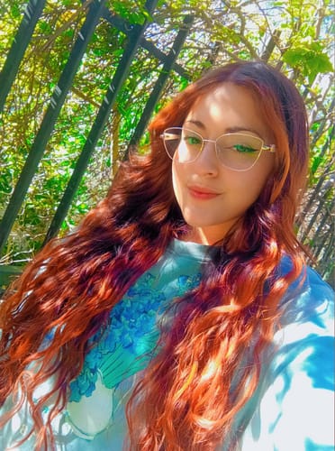 Reseña con foto de un cliente sobre Henna Jamila Hair (cobrizo natural 👩🏼‍🦰)